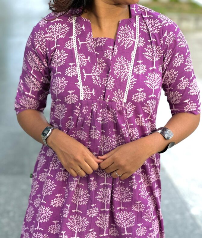 Violet Cotton V – Collared Kurti - Image 4