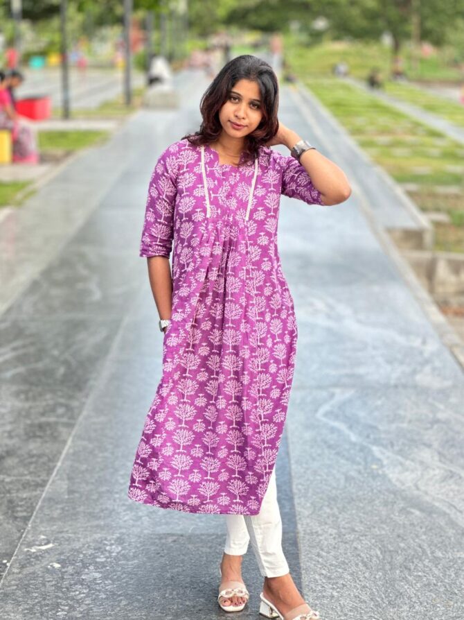 Violet Cotton V – Collared Kurti