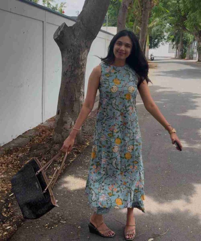 Blue floral cotton Aline co ord set - Image 2