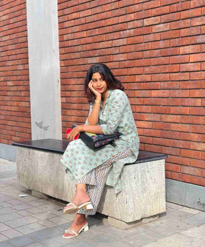 Pastel green cotton kurta set - Image 2